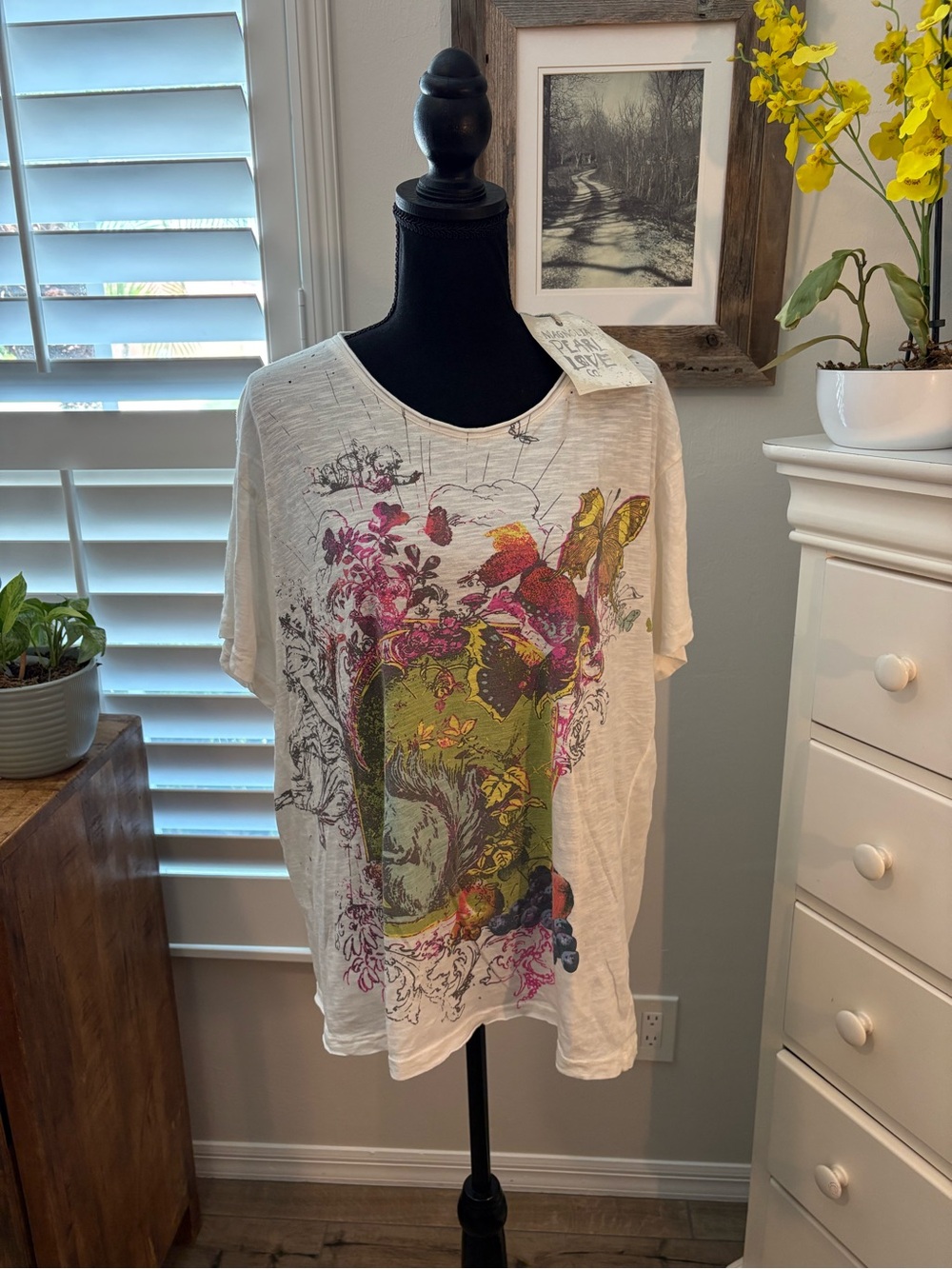Magnolia Pearl NWT I’m Just A Squirrel Tee in True, OS